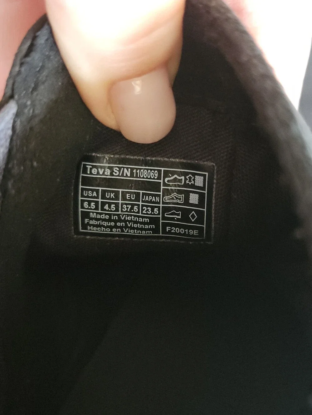 Teva Black Ellery Chelsea Waterproof Boots Slip In Fall Winter Size 6.5